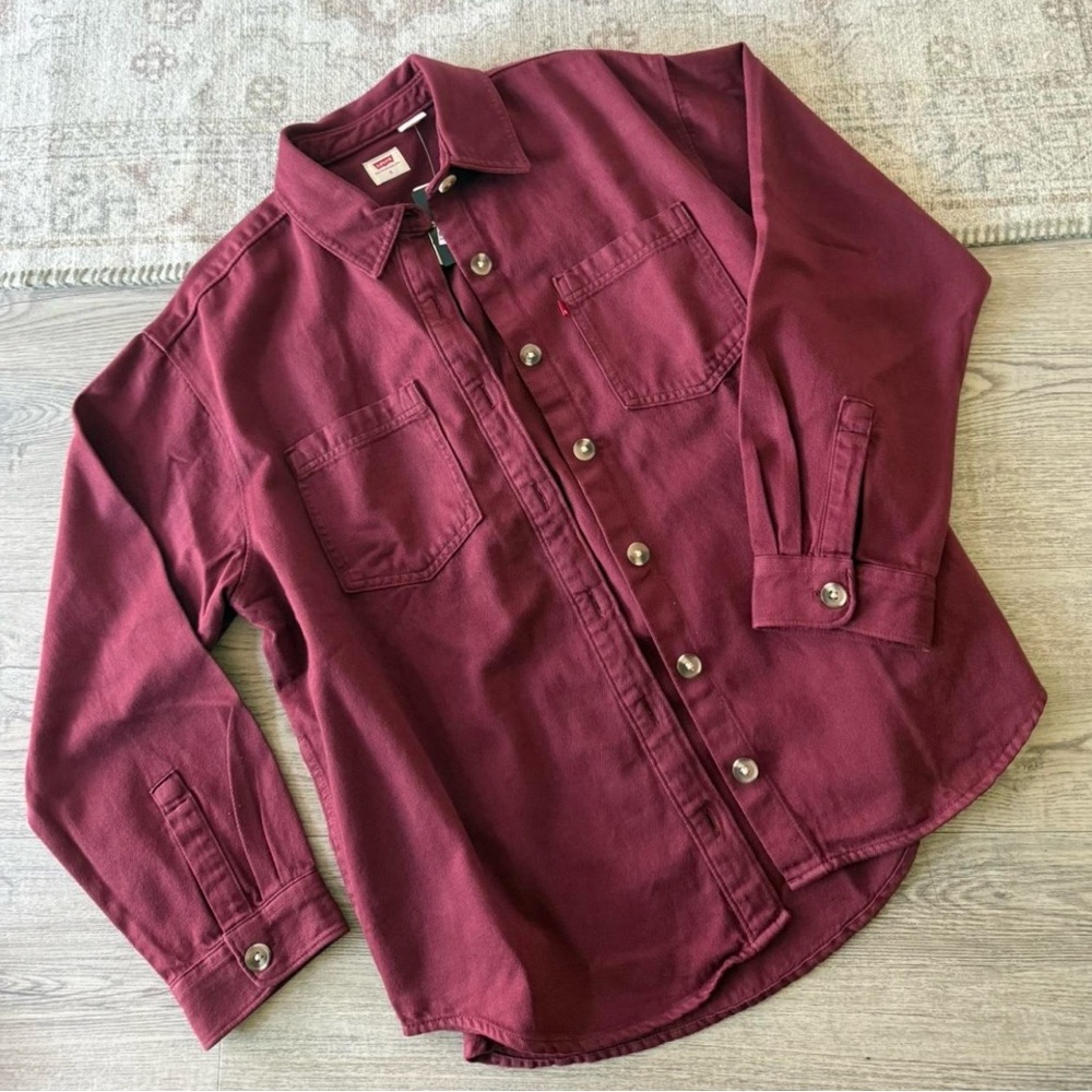 Levi's button up overshirt/lightweight jacket